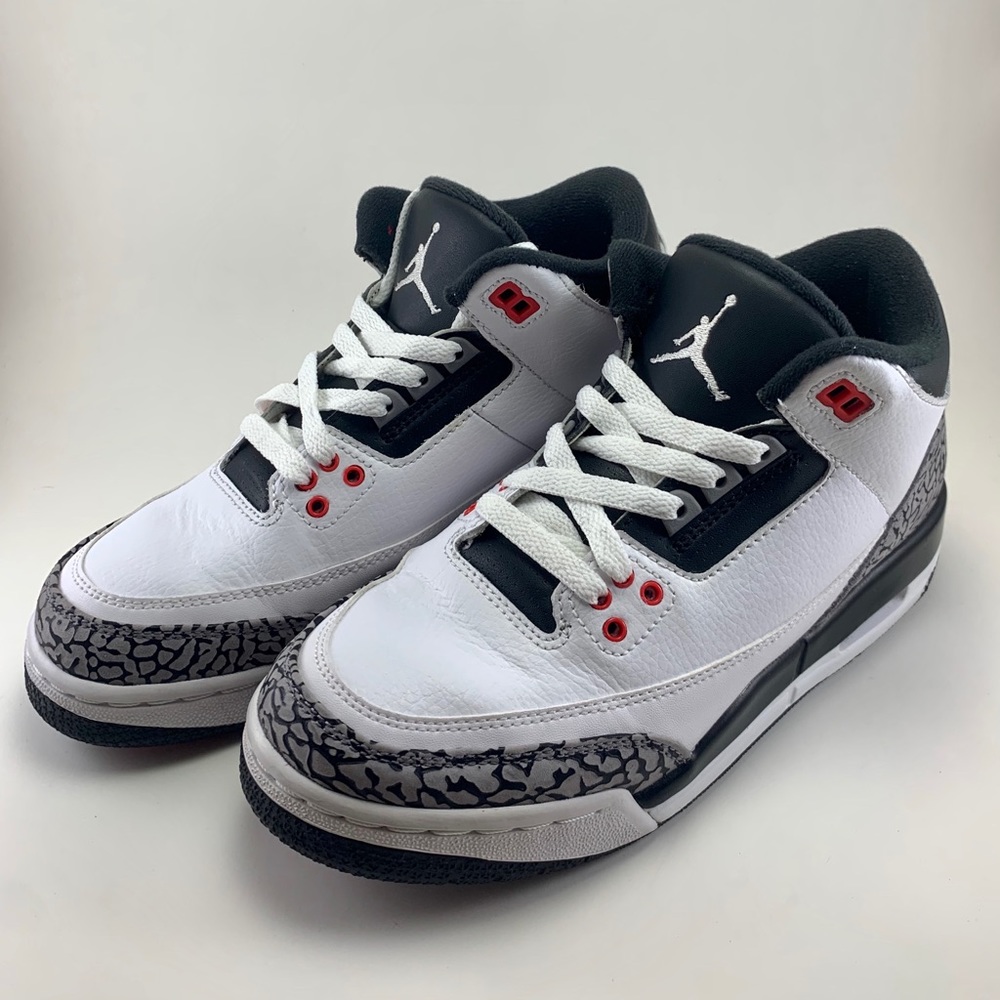 Jordan Retro 3’s Infrared 23